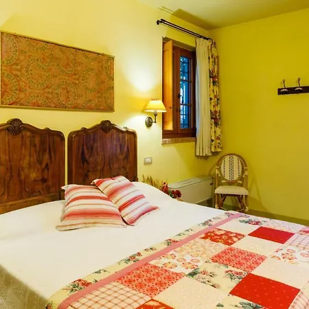 Villa La Tana Del Ghiro 18, Emma Ravenna