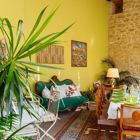 Villa La Tana Del Ghiro 18, Emma *