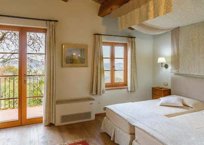 La Tana Del Ghiro 18, Emma