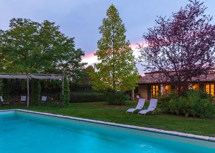 La Tana Del Ghiro 18, Emma Vila