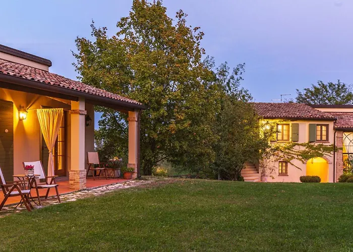 La Tana Del Ghiro 18, Emma Vila Ravenna